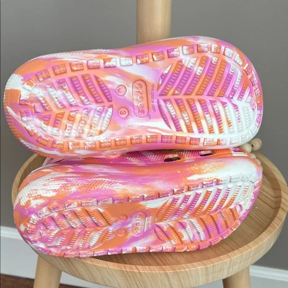 CROCS Kids Cutie Crush Platform Clogs J3 - Picture 5 of 8